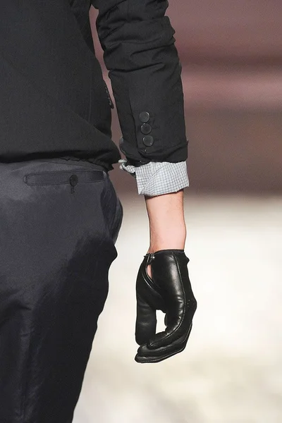 Look 8